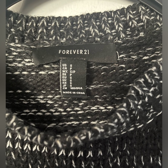 Forever 21 knit sweater dress - Picture 2 of 2